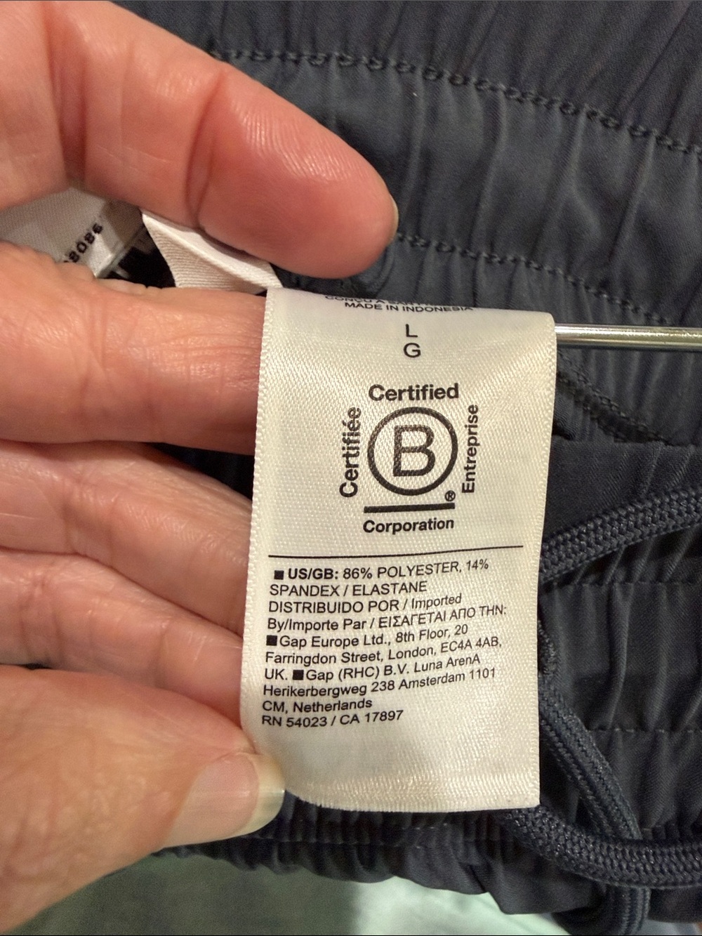 Athleta Avenue travel skirt - Picture 4 of 4